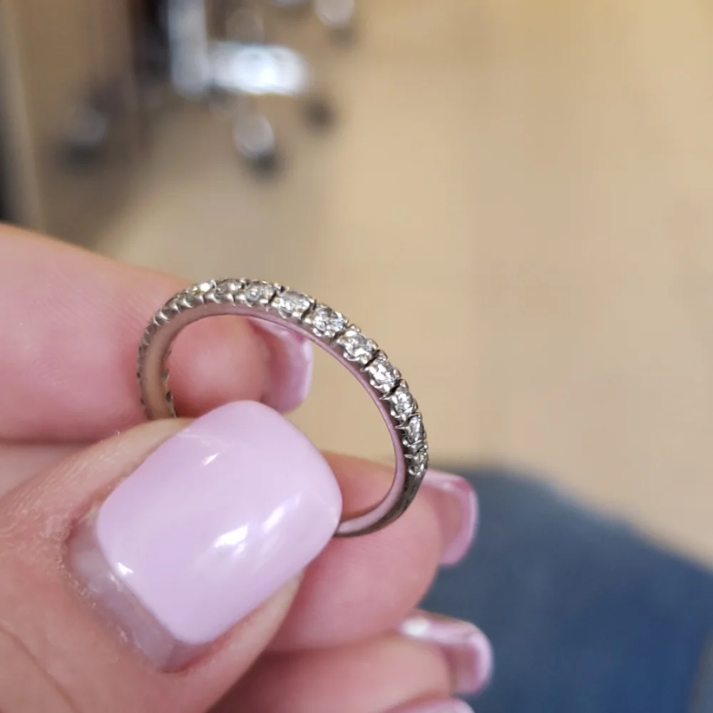 14k Diamond thumb ring - Picture 2 of 6